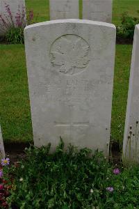 Etaples Military Cemetery - Fleming, E G